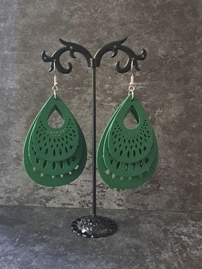 Green Teardrop Layered Cutout Earrings